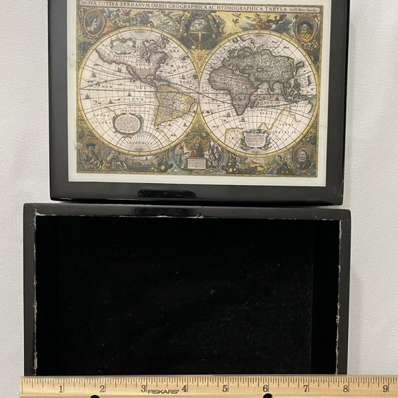 Black Lacquered Box with Nautical Old World Map - Engravable - Picture 10 of 11